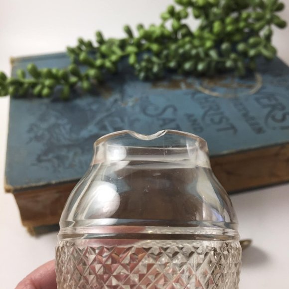 ANTIQUE Victorian Cut Glass Crystal Cayenne Spice Bottle with Gold Spoon Spice J - Picture 10 of 12